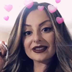 Meet your Posher, Enesa